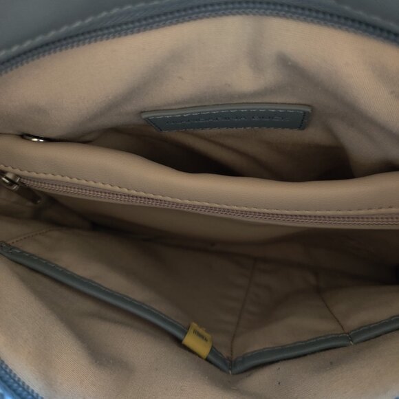 Mandarina Duck backpack - Picture 7 of 7